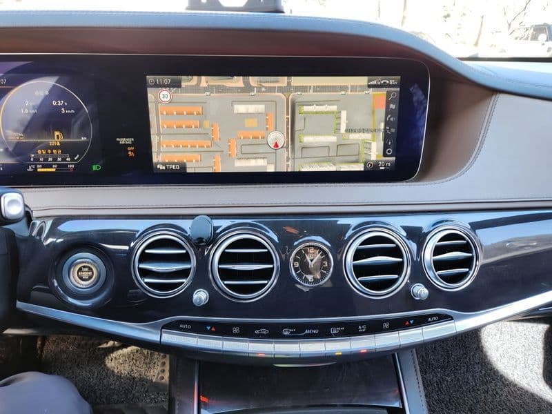 2018 Mercedes-Benz S-Class S450L 4MATIC photo 7